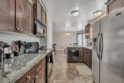 634 N 640 W, Tooele, UT 84074 - Photo 8