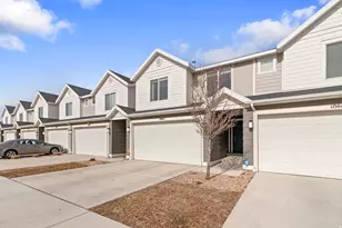 1064 E Pilot St, Saratoga Springs, UT 84045 - Photo 2