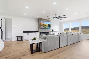 2747 S Country Club Way, Garden City, UT 84028 - Photo 16