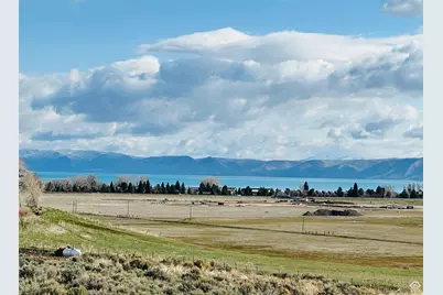 2747 S Country Club Way, Garden City, UT 84028 - Photo 32