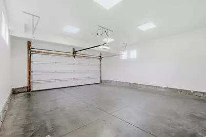 2747 S Country Club Way, Garden City, UT 84028 - Photo 38