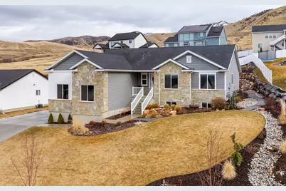 668 N 800 E, Hyde Park, UT 84318 - Photo 1