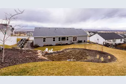 668 N 800 E, Hyde Park, UT 84318 - Photo 44