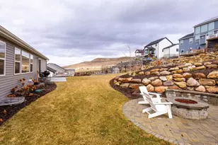 668 N 800 E, Hyde Park, UT 84318 - Photo 2