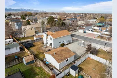 3103 W Meadow Green Way S, West Jordan, UT 84088 - Photo 32