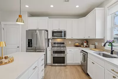 10307 S Fish Hook Rd W, South Jordan, UT 84009 - Photo 14