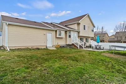 1857 N 50 W, Layton, UT 84041 - Photo 22