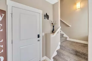 4763 W Daybreak Rim Way, South Jordan, UT 84009 - Photo 2