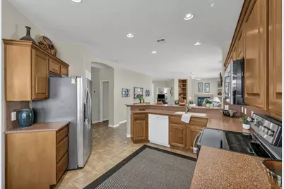 2194 E Silver Stone Way, Washington, UT 84780 - Photo 8