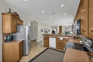 2194 E Silver Stone Way, Washington, UT 84780 - Photo 8