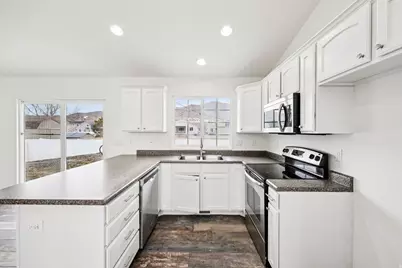 3706 N Partridge Ln, Eagle Mountain, UT 84005 - Photo 2