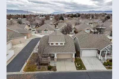 1533 W Homecoming Ave, South Jordan, UT 84095 - Photo 2
