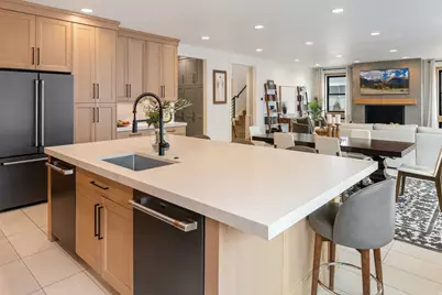 11617 S Wildrye Field Way, Draper, UT 84020 - Photo 10