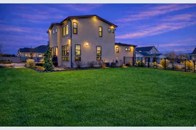 11617 S Wildrye Field Way, Draper, UT 84020 - Photo 4