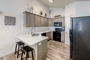 3033 E Canyon Glen Loop, Spanish Fork, UT 84660 - Photo 2