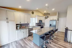 3546 W Newland Loop S, Lehi, UT 84048 - Photo 2