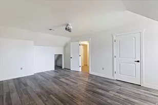 1686 W 2425 S, Syracuse, UT 84075 - Photo 14