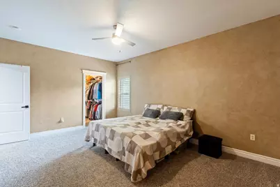 1686 W 2425 S, Syracuse, UT 84075 - Photo 8