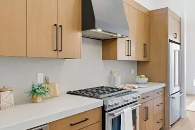 570 W Knollwood Dr, Heber City, UT 84032 - Photo 8