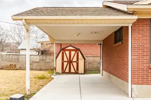 109 W 900 S, Bountiful, UT 84010 - Photo 38