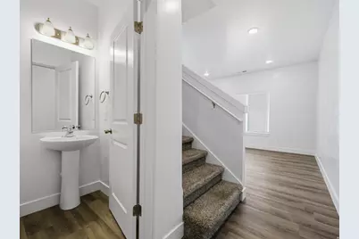 561 N 225 E, Providence, UT 84332 - Photo 8