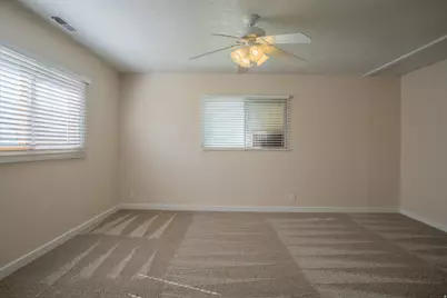 8686 S Temple Dr W, West Jordan, UT 84088 - Photo 10