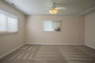 8686 S Temple Dr W, West Jordan, UT 84088 - Photo 10