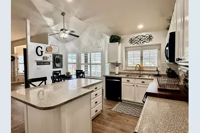 6388 S Wakefield Way, Salt Lake City, UT 84118 - Photo 6