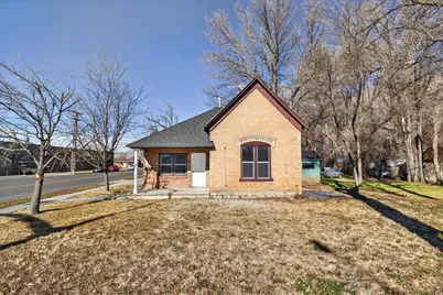 805 E 400 S, Springville, UT 84663 - Photo 18