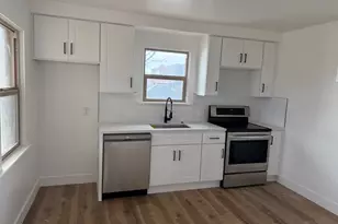 805 E 400 S, Springville, UT 84663 - Photo 4