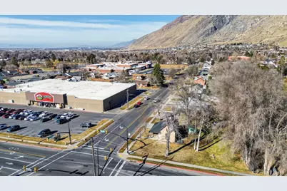 805 E 400 S, Springville, UT 84663 - Photo 12