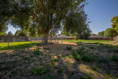 8686 S Temple Dr, West Jordan, UT 84088 - Photo 6