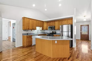 525 W 990 N, American Fork, UT 84003 - Photo 14