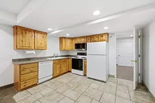 525 W 990 N, American Fork, UT 84003 - Photo 38