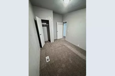 2500 N Fort Ln #212, Layton, UT 84041 - Photo 16