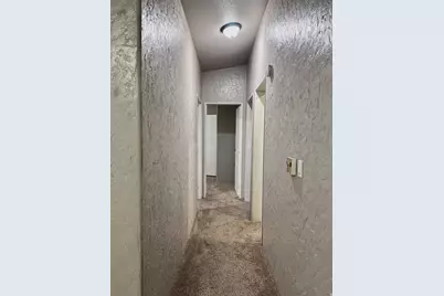 2500 N Fort Ln #212, Layton, UT 84041 - Photo 8