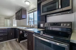 241 E Vagabond Dr, Murray, UT 84107 - Photo 14