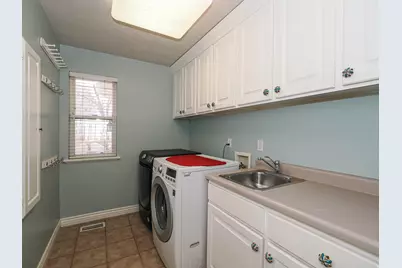 11493 S Marco Polo Ln, South Jordan, UT 84095 - Photo 42