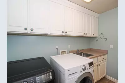 11493 S Marco Polo Ln, South Jordan, UT 84095 - Photo 32