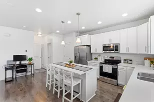 7073 N Mountain Field Dr, Eagle Mountain, UT 84005 - Photo 6