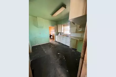 273 E 100 S, Richfield, UT 84701 - Photo 8