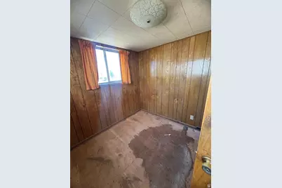 273 E 100 S, Richfield, UT 84701 - Photo 6