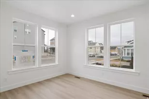 926 S Mathilda Dr W, Saratoga Springs, UT 84045 - Photo 8