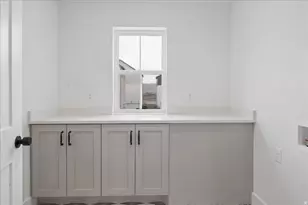 926 S Mathilda Dr W, Saratoga Springs, UT 84045 - Photo 24