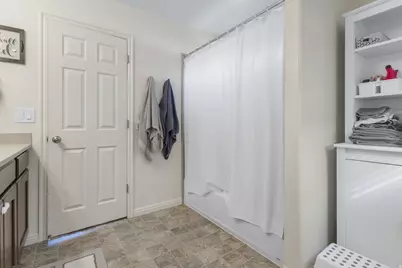 1021 N 740 W, Centerville, UT 84014 - Photo 18