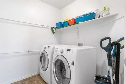 1021 N 740 W, Centerville, UT 84014 - Photo 24