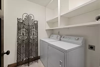 121 N Oakwood Cir, Springville, UT 84663 - Photo 40