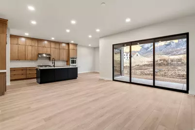 844 N Emery Ln #59, Elk Ridge, UT 84651 - Photo 4