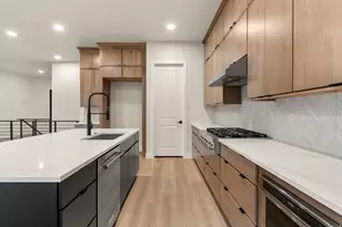 844 N Emery Ln, Elk Ridge, UT 84651 - Photo 10