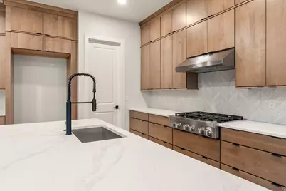 844 N Emery Ln #59, Elk Ridge, UT 84651 - Photo 12